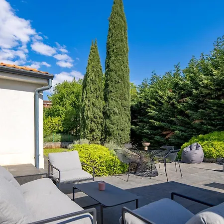 Carla House With Hot Tub And Beautiful Garden فيلة *