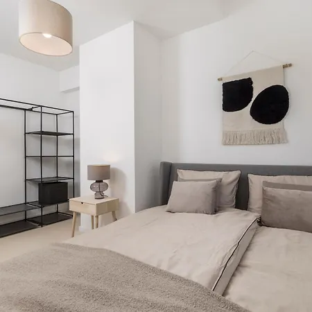 빌라 Carla House With Hot Tub And Beautiful Garden