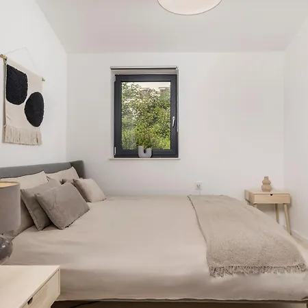 Carla House With Hot Tub And Beautiful Garden