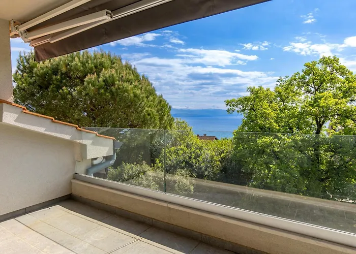 Carla House With Hot Tub And Beautiful Garden Vila Icici