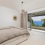 Carla House With Hot Tub And Beautiful Garden Ičići