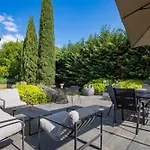 Carla House With Hot Tub And Beautiful Garden 빌라