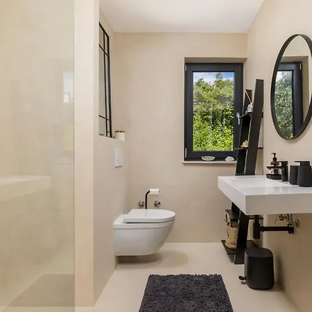 Villa Carla House With Hot Tub And Beautiful Garden