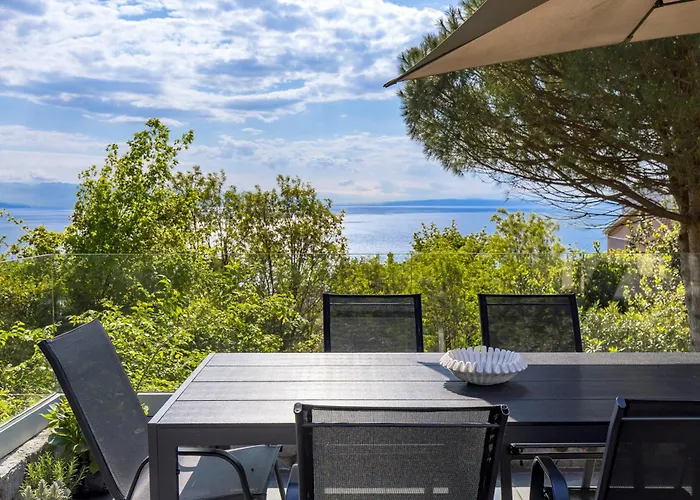 Carla House With Hot Tub And Beautiful Garden Βίλα *